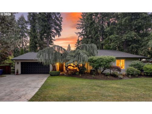 12713 Se 18th St, Vancouver, WA, 98683-6411 | Card Image