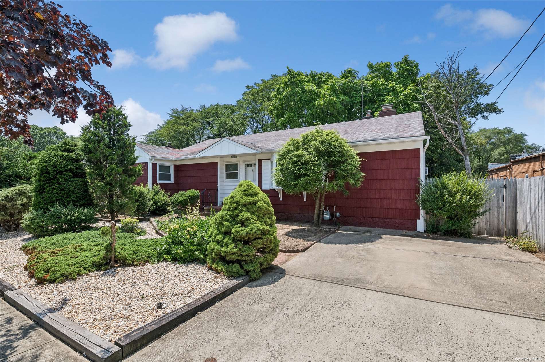 Edwards Blvd, Valley Stream, NY 11580
