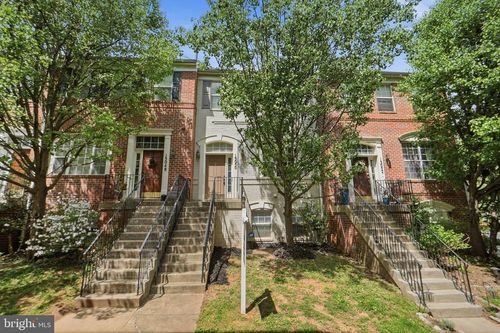 13050 Town Commons Dr, GERMANTOWN, MD, 20874-9126 | Card Image