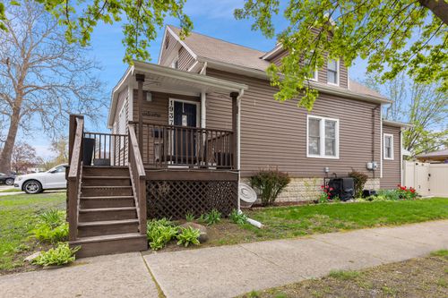 1937 3rd Ave, Maywood, IL, 60153-3315 | Card Image