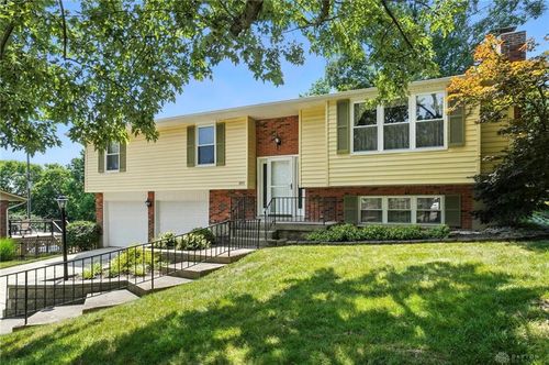 853 King Harry Pl, Miamisburg, OH, 45342-2023 | Card Image