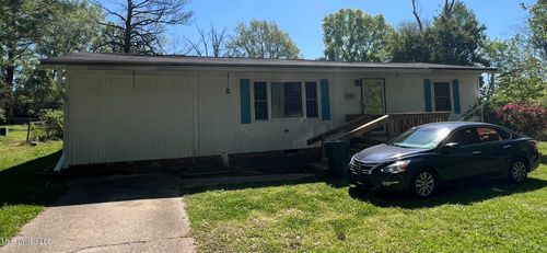 1752 Hampton St, Jackson, MS, 39209-6527 | Card Image