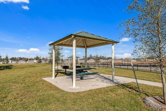 15679 Honey Cove Dr, House other with 3 bedrooms, 2 bathrooms and 2 parking in Conroe TX | Image 21
