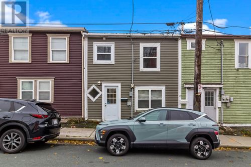 15 Cabot St, St. John's, NL, A1C1Z3 | Card Image