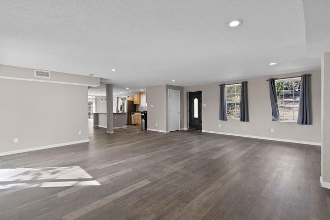 40 Mulberry Loop, House other with 3 bedrooms, 3 bathrooms and null parking in Cedar Crest NM | Image 8