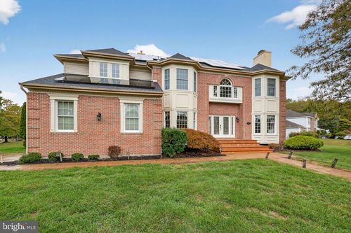 5 Hilltop Dr, Mount Laurel, NJ, 08054-4825 | Card Image