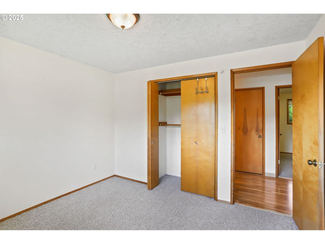 2335 5 Th St, House other with 3 bedrooms, 2 bathrooms and 2 parking in Columbia City OR | Image 27