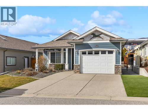 3360 Mimosa Dr, West Kelowna, BC, V4T3A5 | Card Image