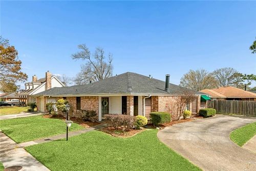 321 Longview Dr, Destrehan, LA, 70047-5024 | Card Image