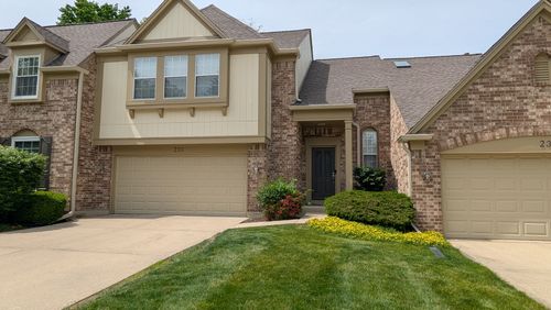 233 Lorraine Cir, Bloomingdale, IL, 60108-2549 | Card Image