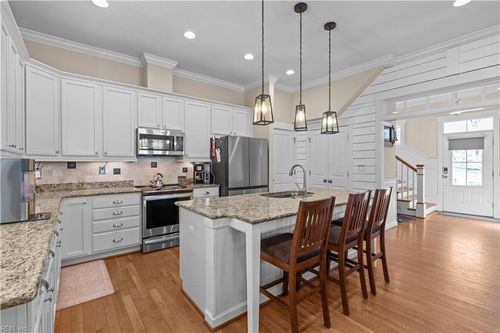 1844 Rockwood Dr, Chesapeake, VA, 23323-5411 | Card Image