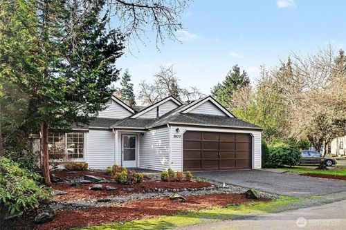 9103 183rd Avenue Ne, Redmond, WA, 98052 | Card Image