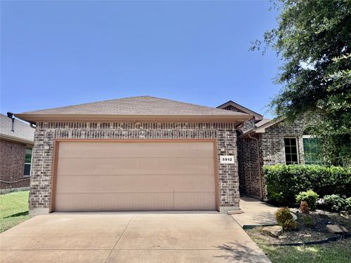5912 Paluxy Sands Trl, Fort Worth, TX, 76179-7125 | Card Image