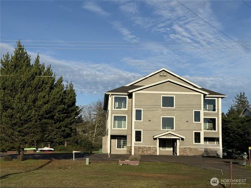 apt-3-978 Point Brown Ave Se, Ocean Shores, WA, 98569-8907 | Card Image