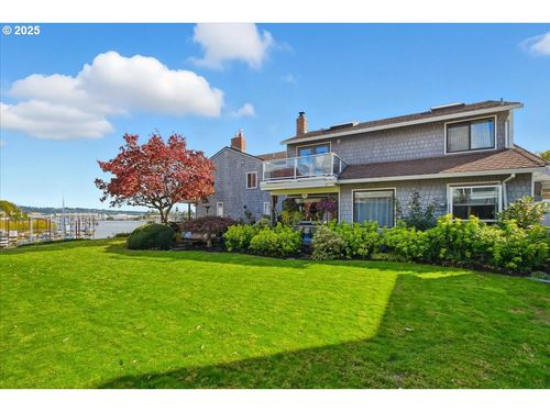 623 N Tomahawk Island Dr, Portland, OR, 97217-7970 | Card Image