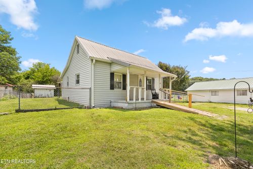 18015 Steekee Rd, Loudon, TN, 37774-3844 | Card Image