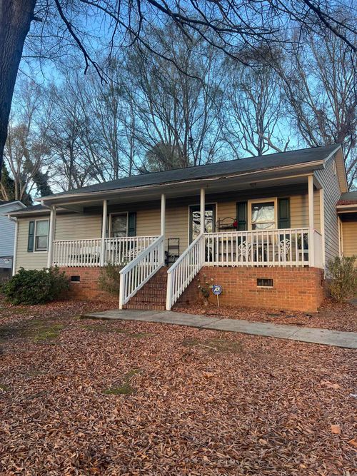 310 Hillandale Rd, Spartanburg, SC, 29301-2050 | Card Image