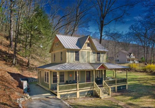 1193 South Rd, Wurtsboro, NY, 12790-7437 | Card Image