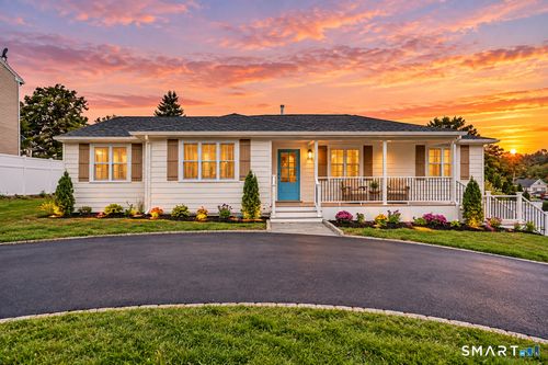 88 Sorghum Rd, Shelton, CT, 06484-5827 | Card Image