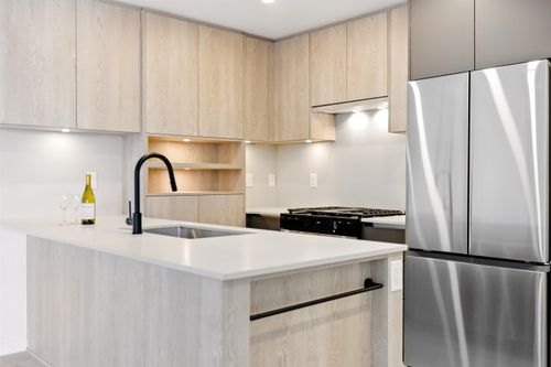 515-19577 65b Ave, Surrey, BC, V4N6B5 | Card Image