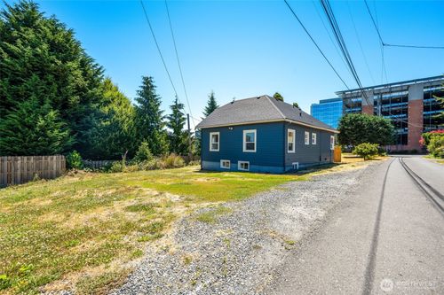 a-1711 12th St, Everett, WA, 98201-1534 | Card Image