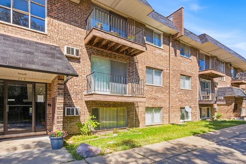 6a-215 S Hale Street, Addison, IL, 60101 | Card Image