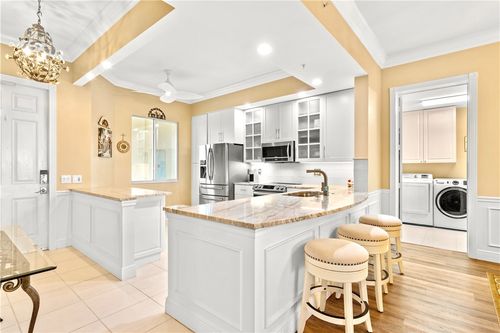 unit-306-33 Harbour Isle Dr W, Fort Pierce, FL, 34949-2785 | Card Image