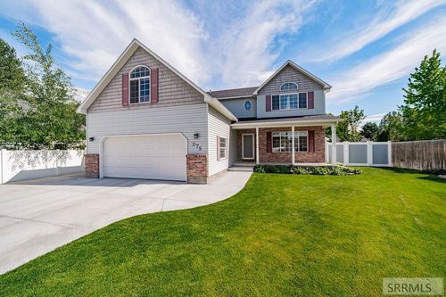 275 Richmond Cir, Idaho Falls, ID, 83404-8418 | Card Image