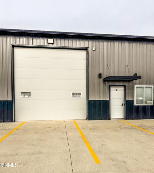 6-1511 Lockheed Drive, Bismarck, ND, 58504 | Card Image