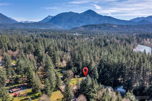 44217 Se Mt Si Rd, North Bend, WA, 98045-8734 | Card Image