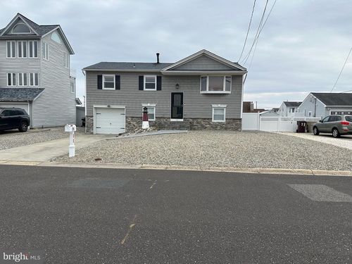 71 Ronald Ave S, Bayville, NJ, 08721-1402 | Card Image