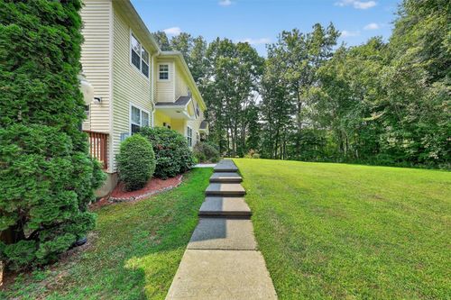 apt-32-129 Stringham Rd, Lagrangeville, NY, 12540-5543 | Card Image