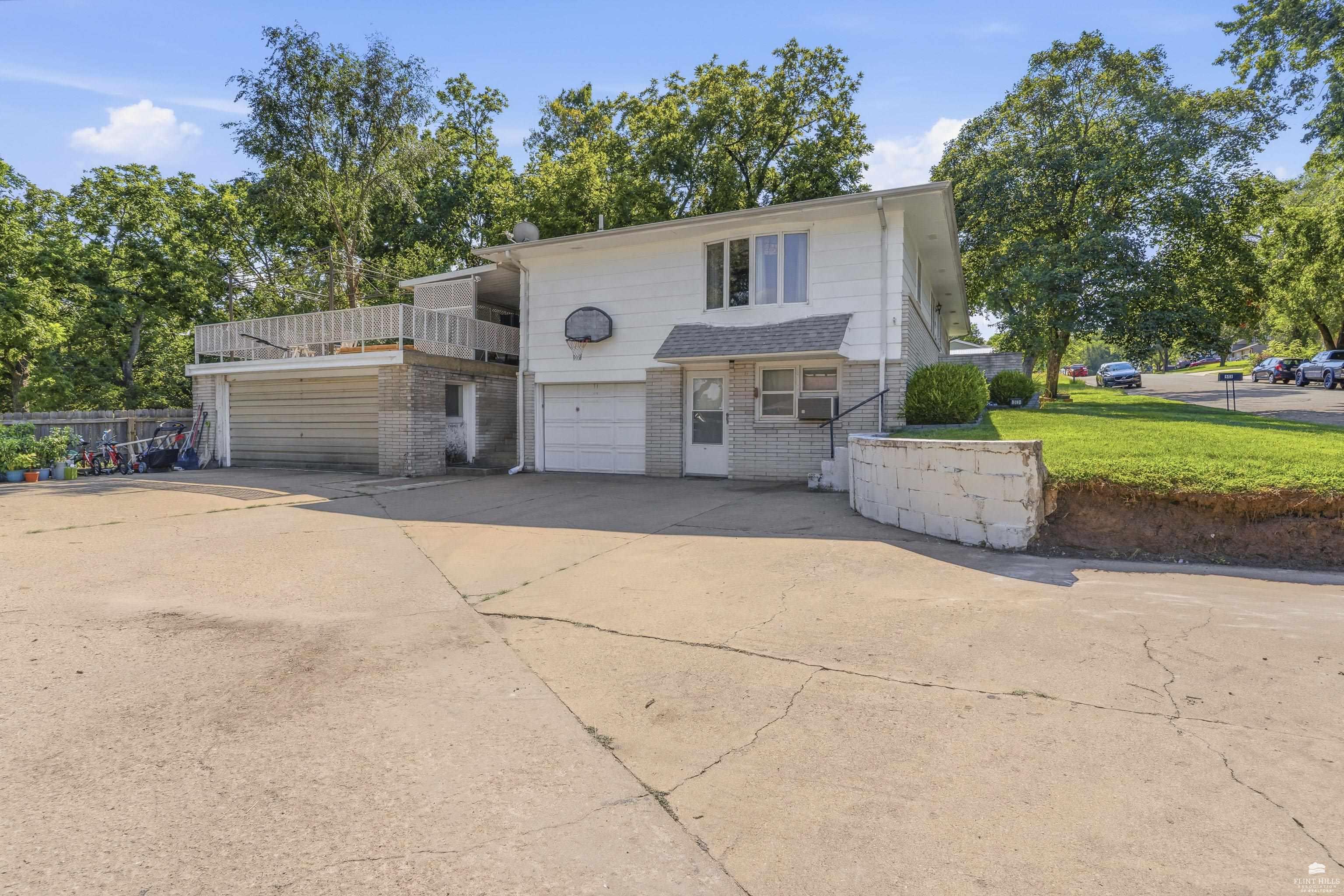 Residential in Chapman 5