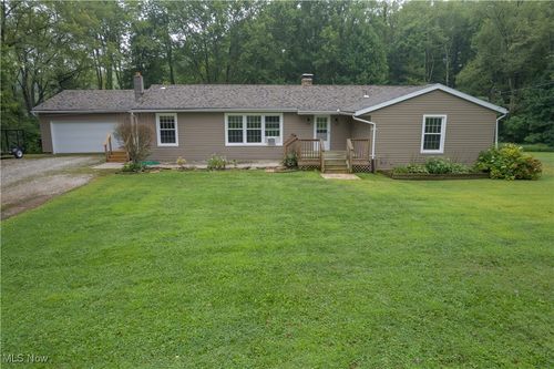 5372 Mennonite Rd, Mantua, OH, 44255-9210 | Card Image