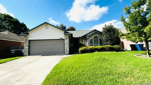 6362 Parkland Oaks Dr, San Antonio, TX, 78240-5363 | Card Image