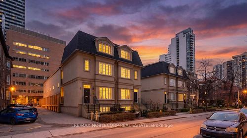 6 Luscombe Lane, Toronto, ON, M4Y3B5 | Card Image