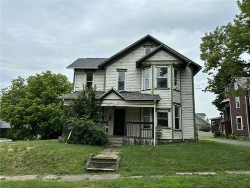 139 N Center St, Grove City, PA, 16127-1662 | Card Image