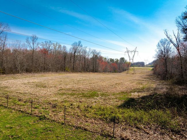 8615 Highway 301, House other with 2 bedrooms, 1 bathrooms and null parking in TRENTON GA | Image 33