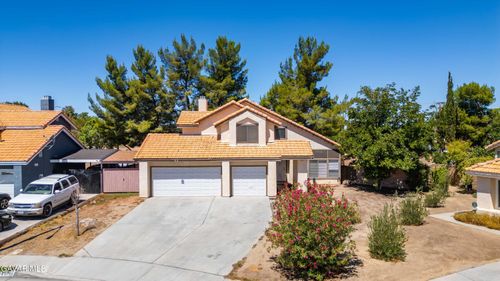 43753 Rialto Dr, Lancaster, CA, 93535-5619 | Card Image