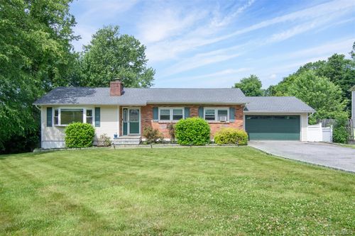 87 High View Dr, Carmel, NY, 10512-6131 | Card Image
