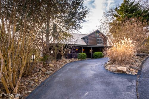 1579 Tranquility Trl, Dandridge, TN, 37725-5454 | Card Image