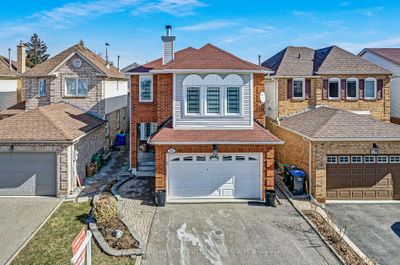 110 Beaconsfield Ave, House other with 4 bedrooms, 4 bathrooms and 4 parking in Brampton ON | Image 1