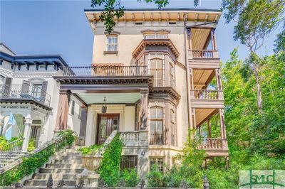 110 W Gaston Street, House other with 6 bedrooms, 5 bathrooms and null parking in Savannah GA | Image 1