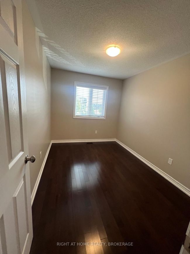 60 Zachary Pl, House attached with 4 bedrooms, 3 bathrooms and 2 parking in Vaughan ON | Image 33