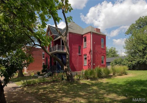 2613 Accomac St, Saint Louis, MO, 63104-2217 | Card Image