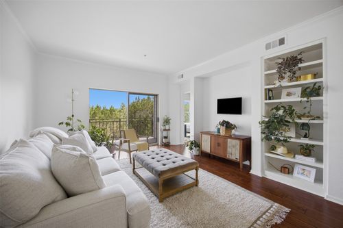 304-6000 Shepherd Mountain Cv, Austin, TX, 78730-4901 | Card Image