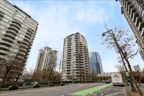 1402-13383 108 Ave, Surrey, BC, V3T5T6 | Card Image