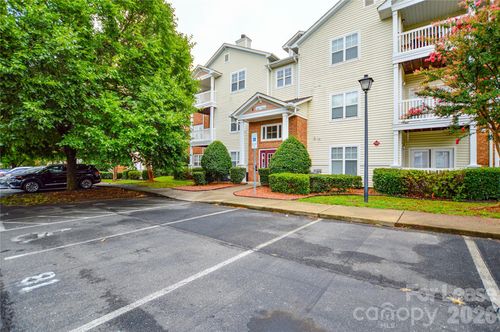 10663 Hill Point Ct, Charlotte, NC, 28262-2671 | Card Image