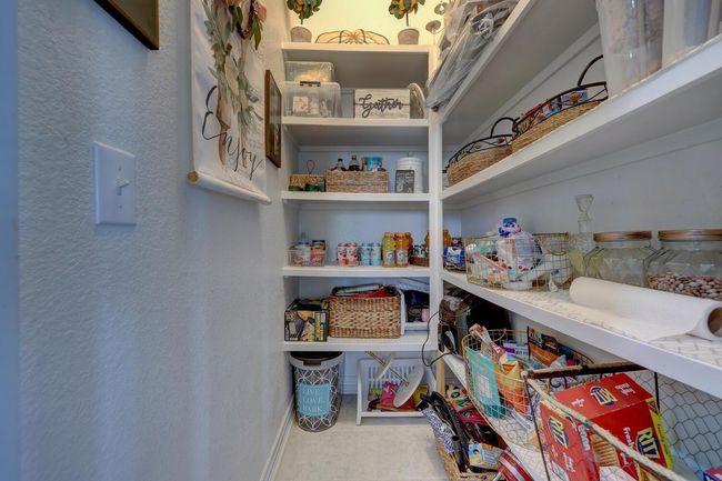 422 Betony Loop, House other with 3 bedrooms, 3 bathrooms and 2 parking in Buda TX | Image 27