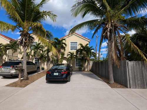 4901 Springfield St, Lake Worth, FL, 33463-2283 | Card Image